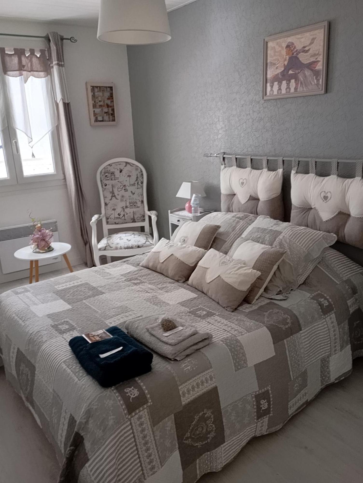 La Maison Rose 2 Avec Lit Pour 2 Personnes Et 2 Salles De Bains